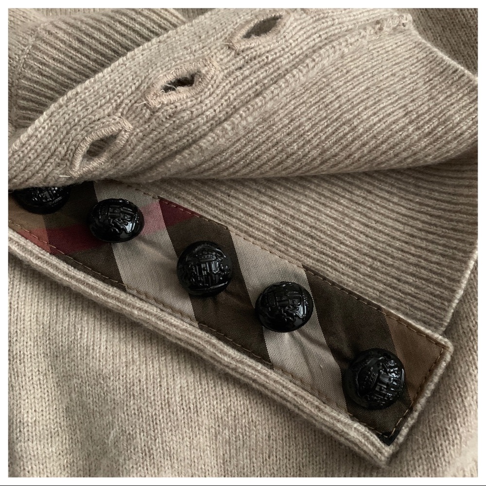 Burberry Cable Knit York Cashmere Sweater in Taupe Melange - Picture 7 of 11